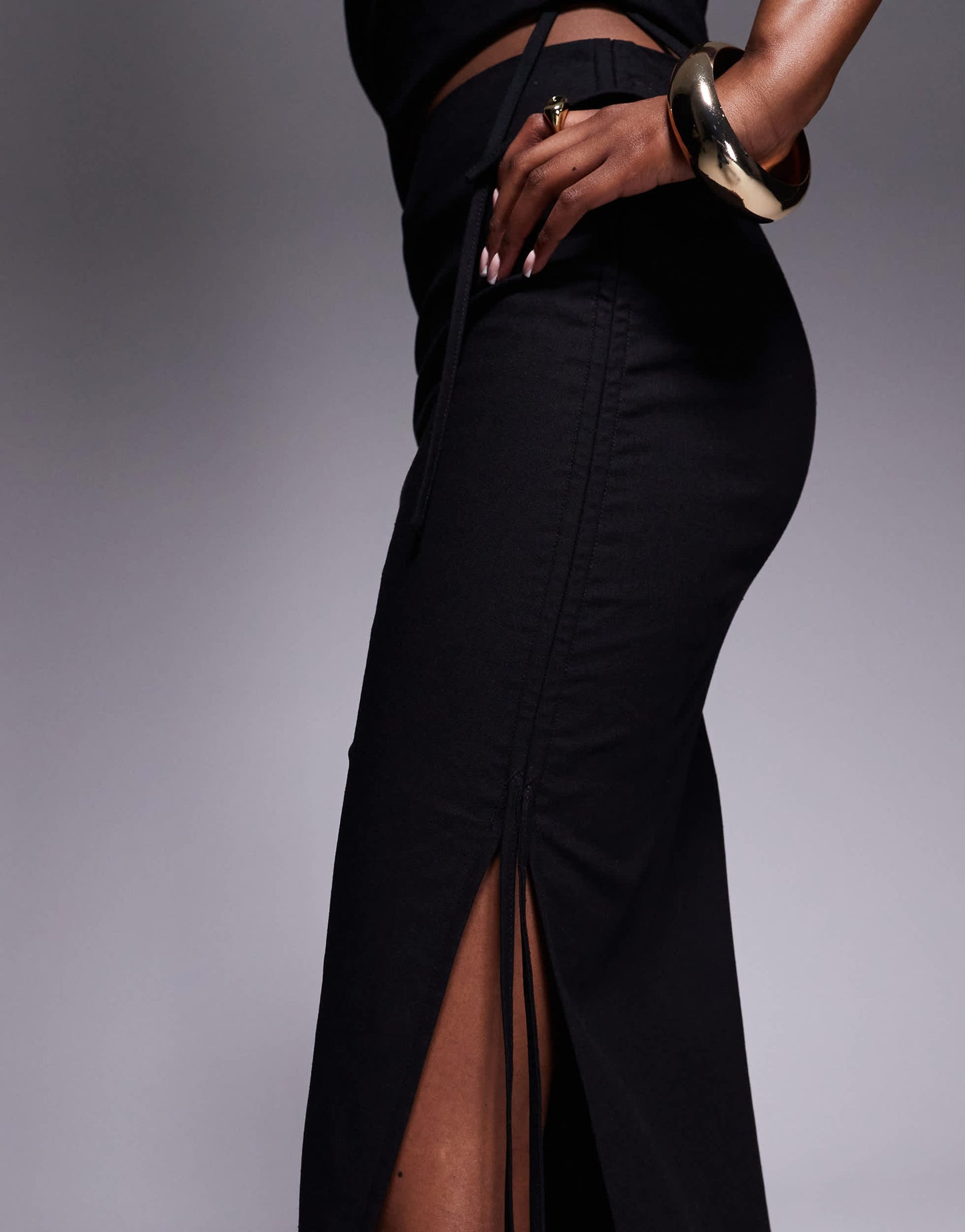 Kaiia exclusive cotton blend linen look side split tie detail midaxi skirt co-ord in black