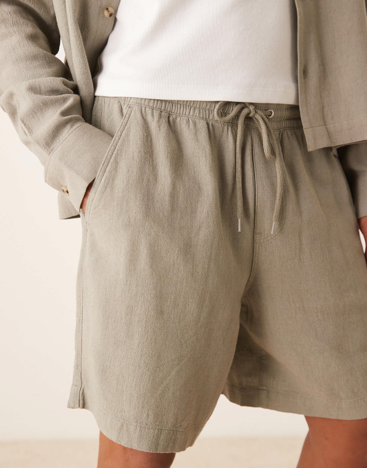 ASOS DESIGN co-ord baggy fit pull on linen rich short in khaki
