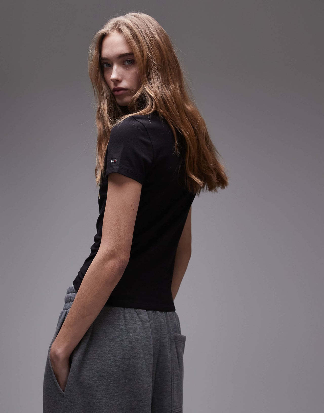 Tommy Jeans graphic baby t-shirt in black