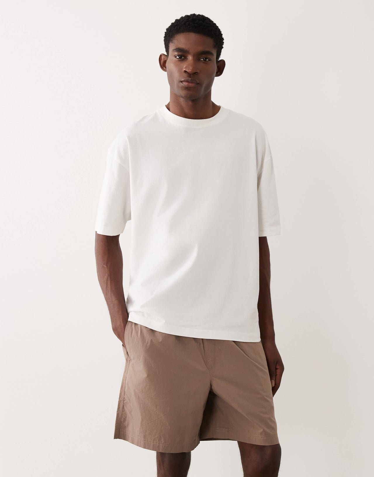 Calvin Klein Jeans pull on shorts in tan