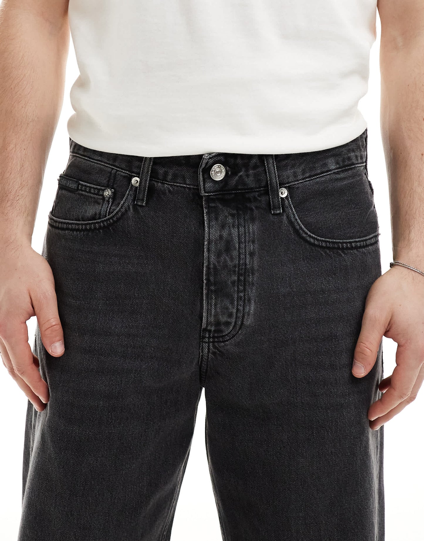 Calvin Klein Jeans 90s loose jeans in black wash