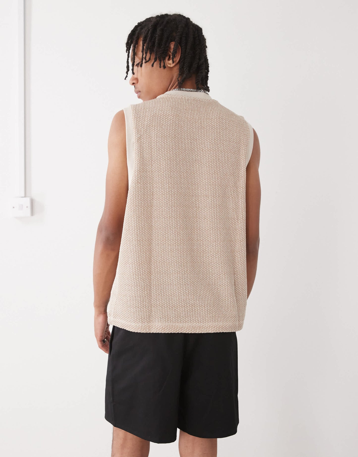 Reclaimed Vintage baggy fit shorter length pull on chino short in black