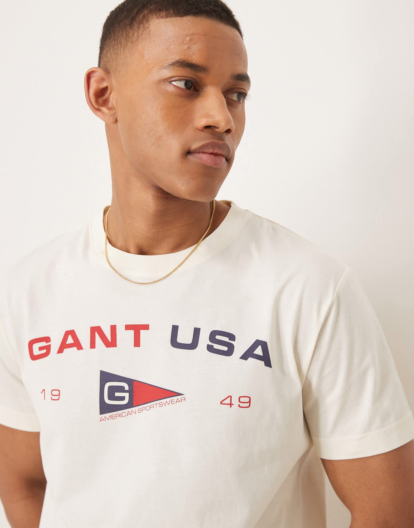 GANT USA flag logo print t-shirt in cream