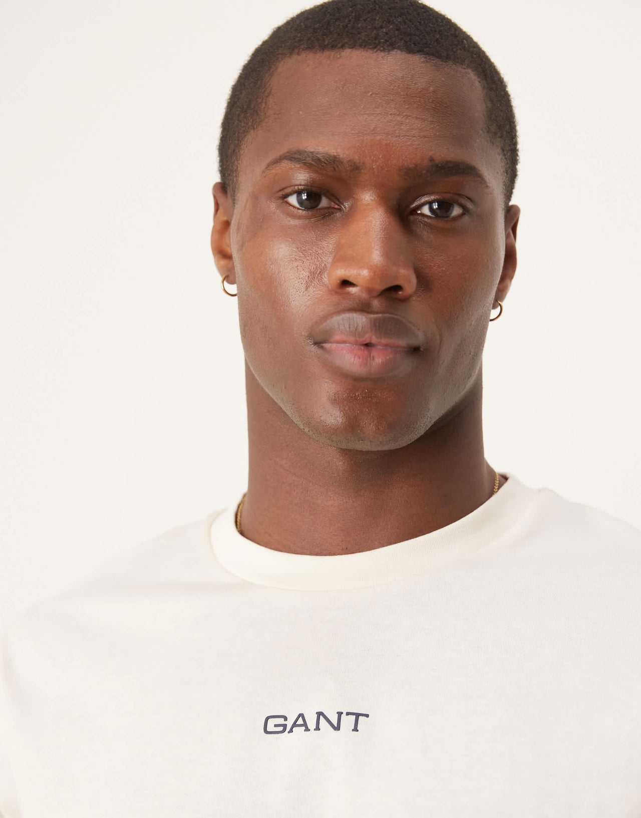 GANT central logo t-shirt in cream