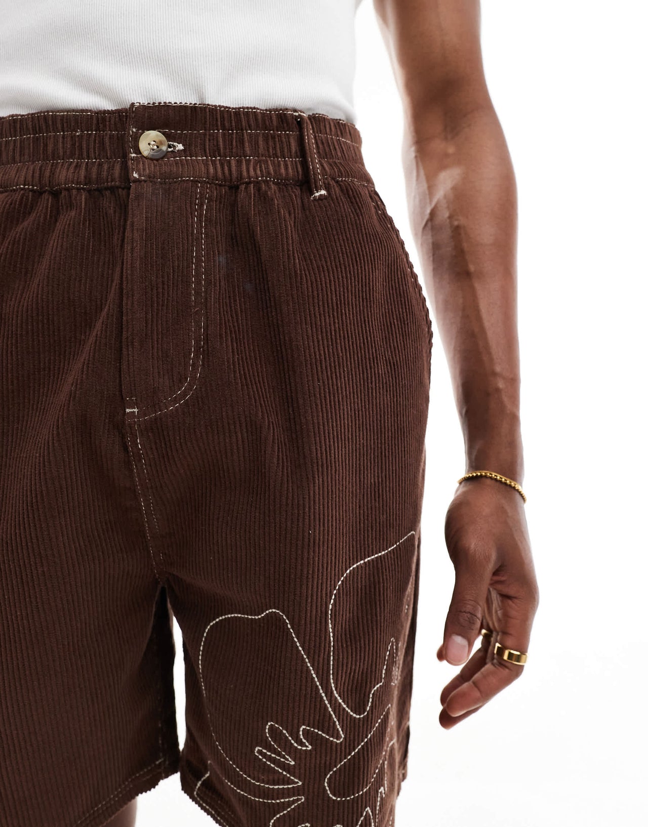 Native Youth corduroy short with contrast stitch in brown