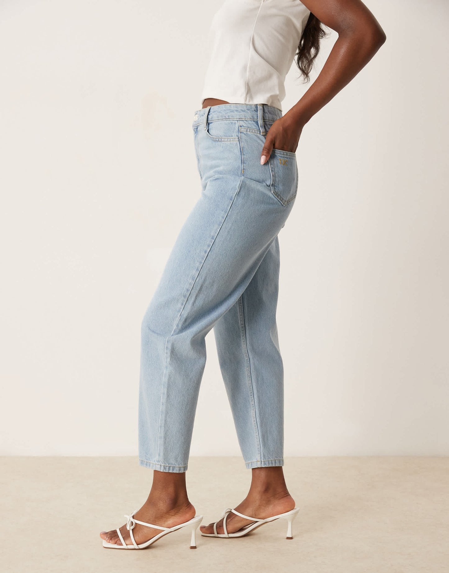 Nobody's Child barrel leg jeans in light wash denim