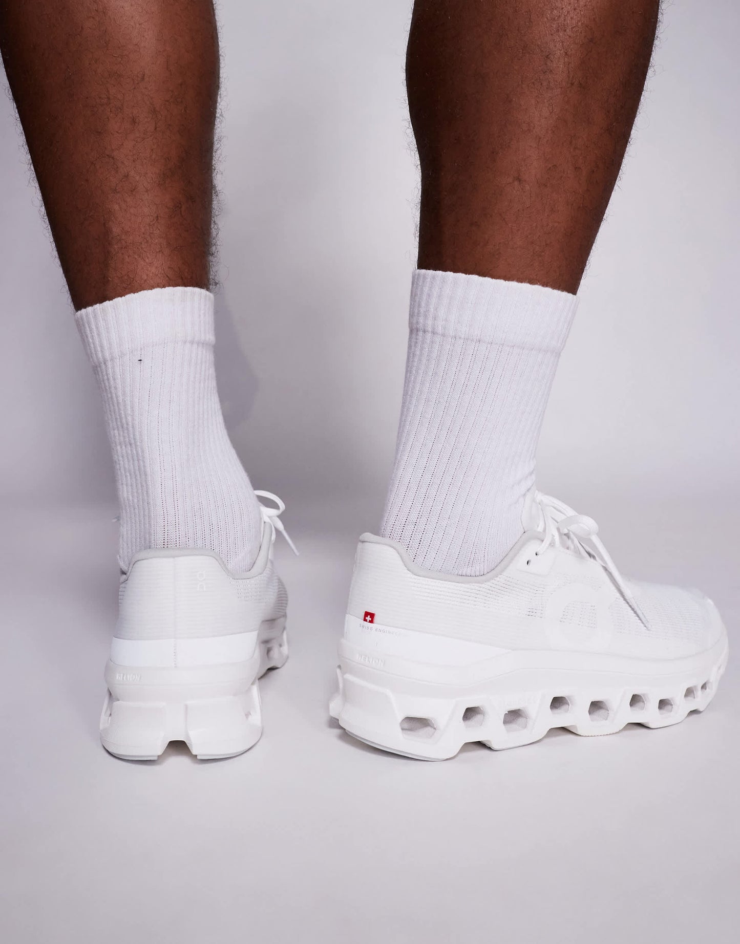 ON Cloudmonster Void running trainers in white