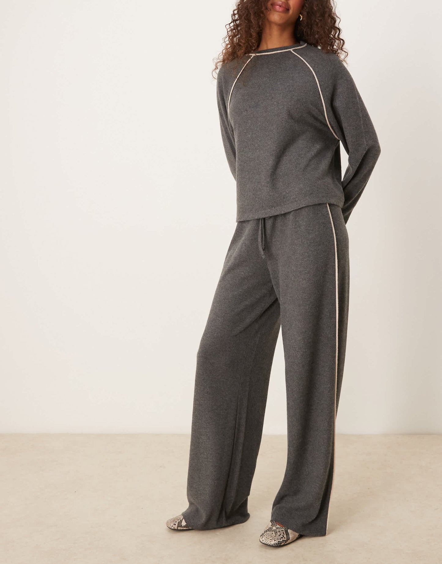 ASOS DESIGN wide leg brushed trouser with piping detail in grey