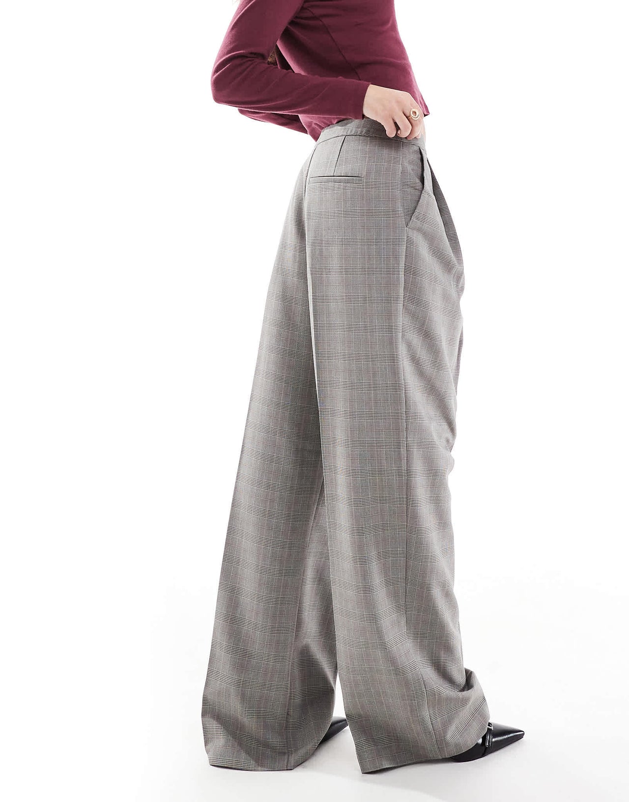 Pull&Bear checked wide leg tailored trouser in grey