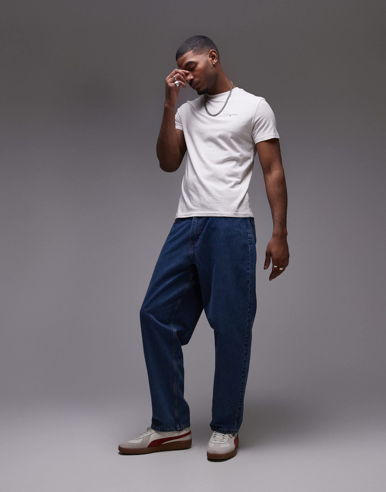Tommy Jeans small chest logo t-shirt in oat heather