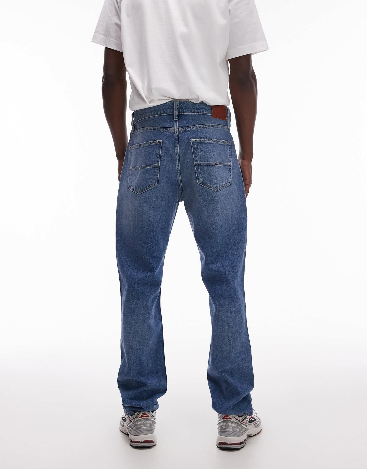 Tommy Jeans Ryan slim straight jeans in mid blue