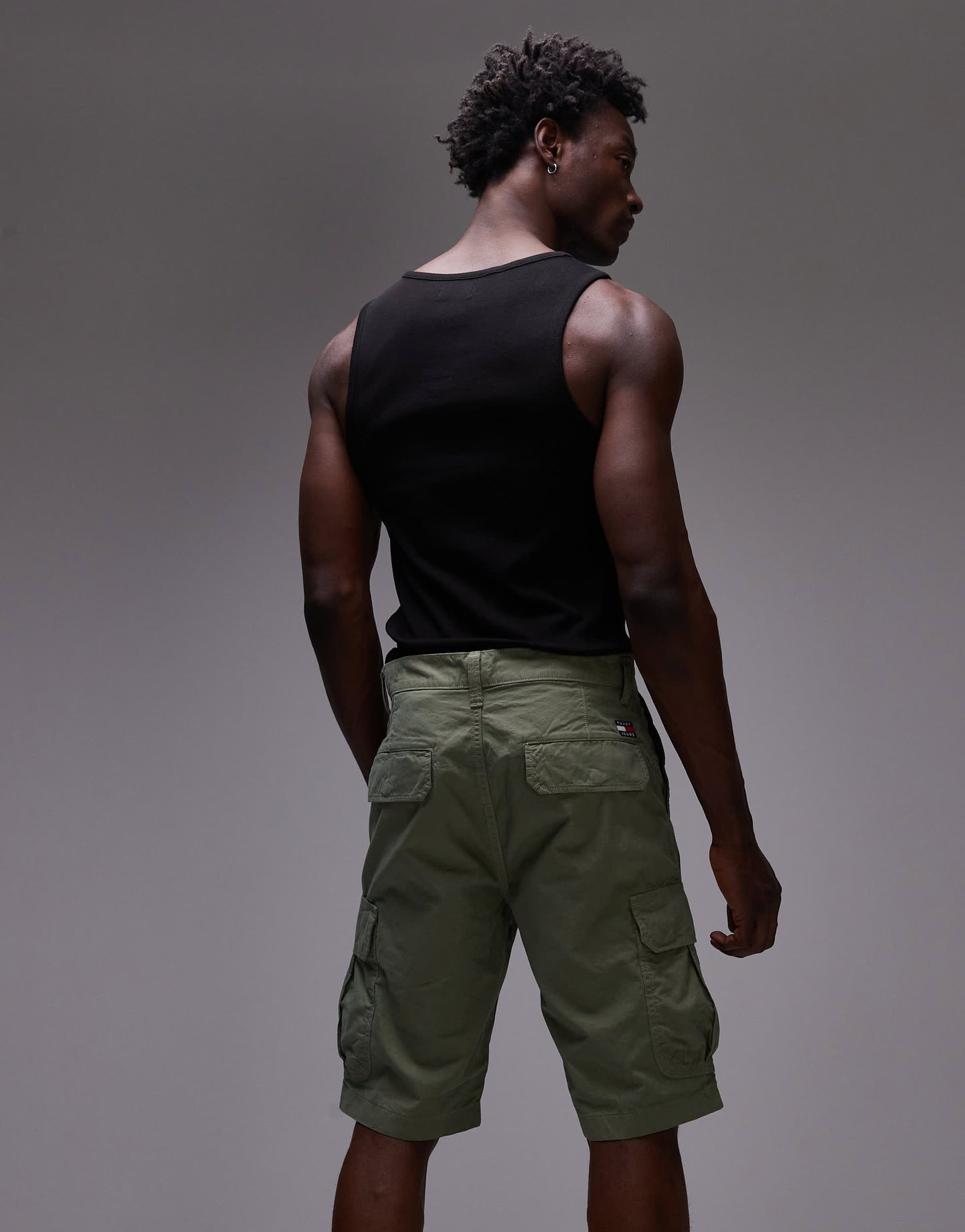 Tommy Jeans Otis regular cargo shorts in green