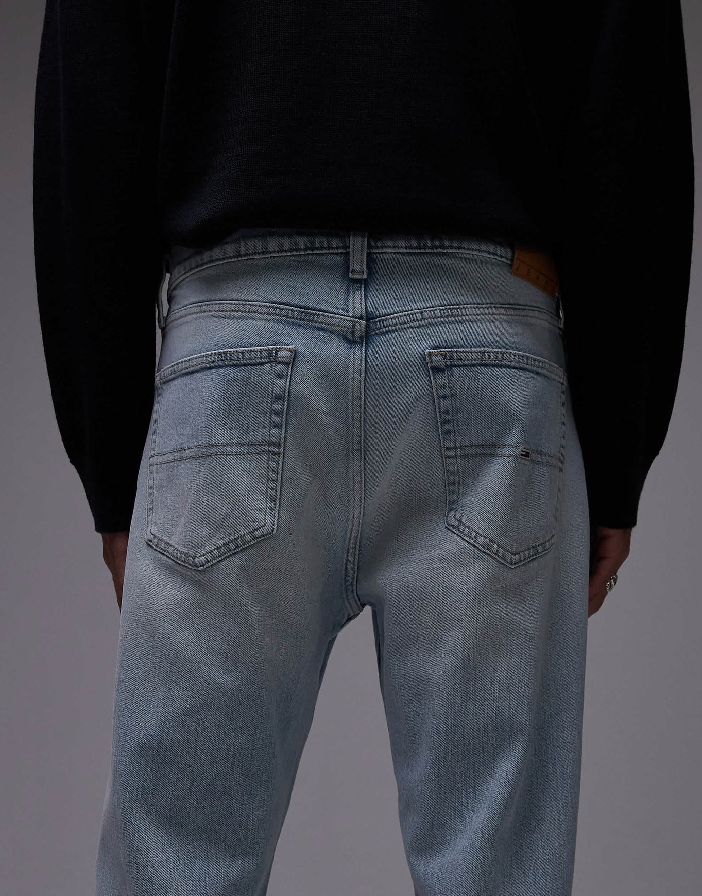 Tommy Jeans Otis regular straight jeans in light wash