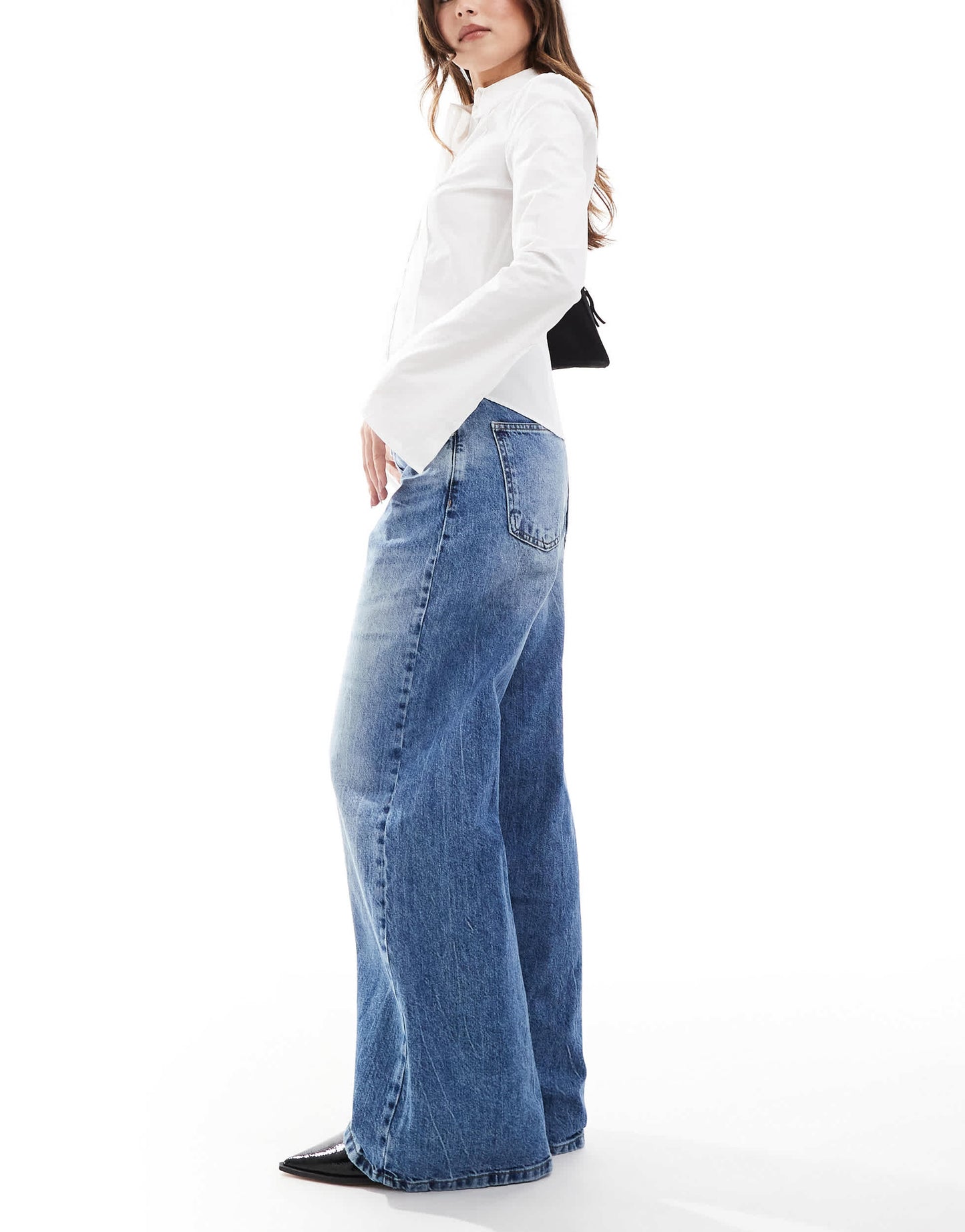 Pull&Bear baggy wide leg jean in bleached mid blue
