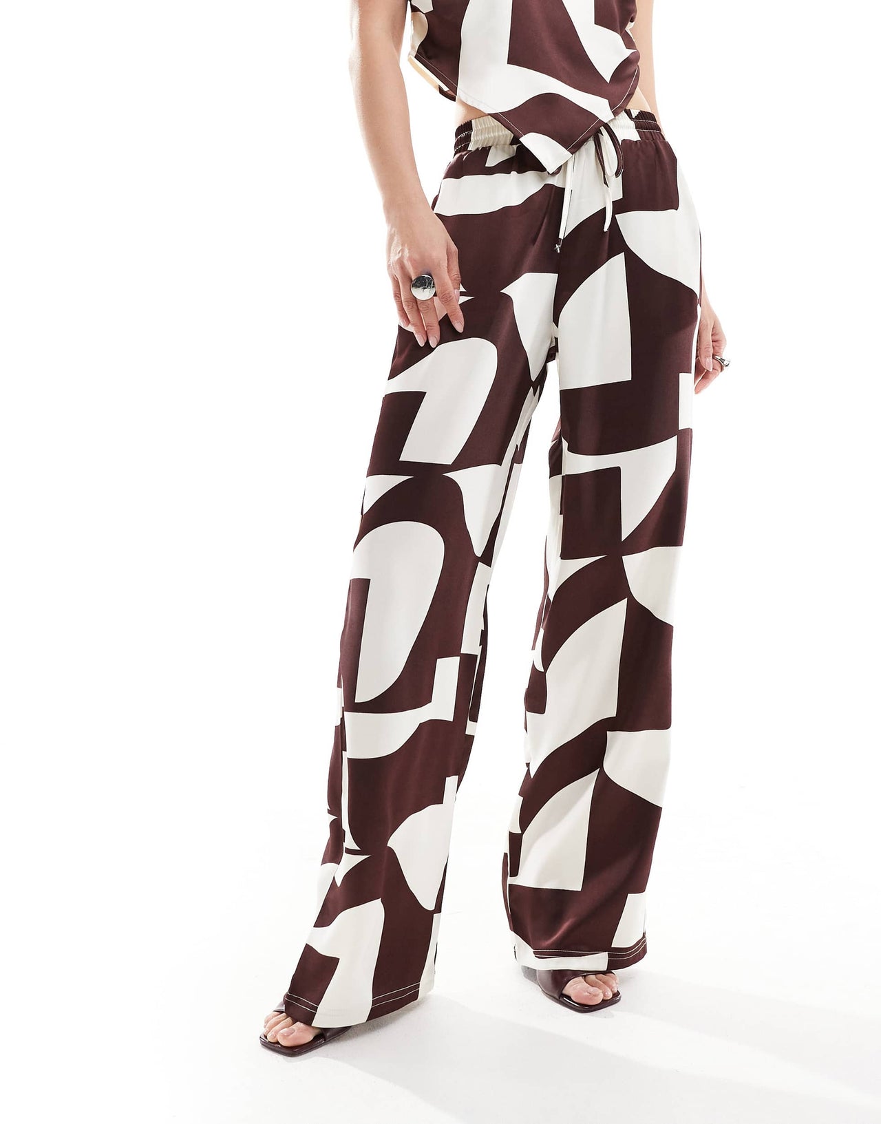 4th & Reckless drawstring satin wide leg trousers co-ord in brown geo print