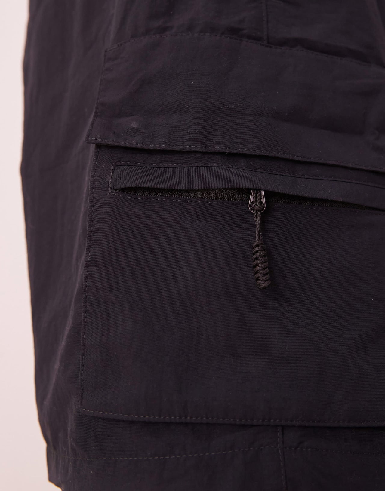 Nike 7 inch Volley multi pocket swim shorts in black
