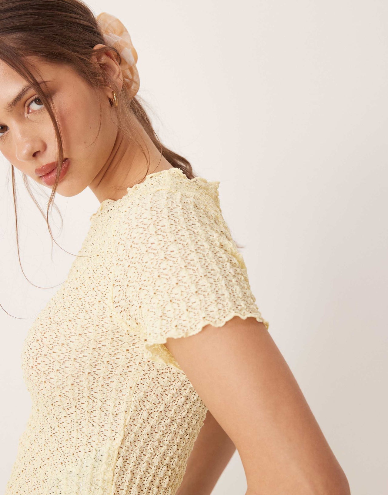 AWARE textured baby t-shirt in pale yellow