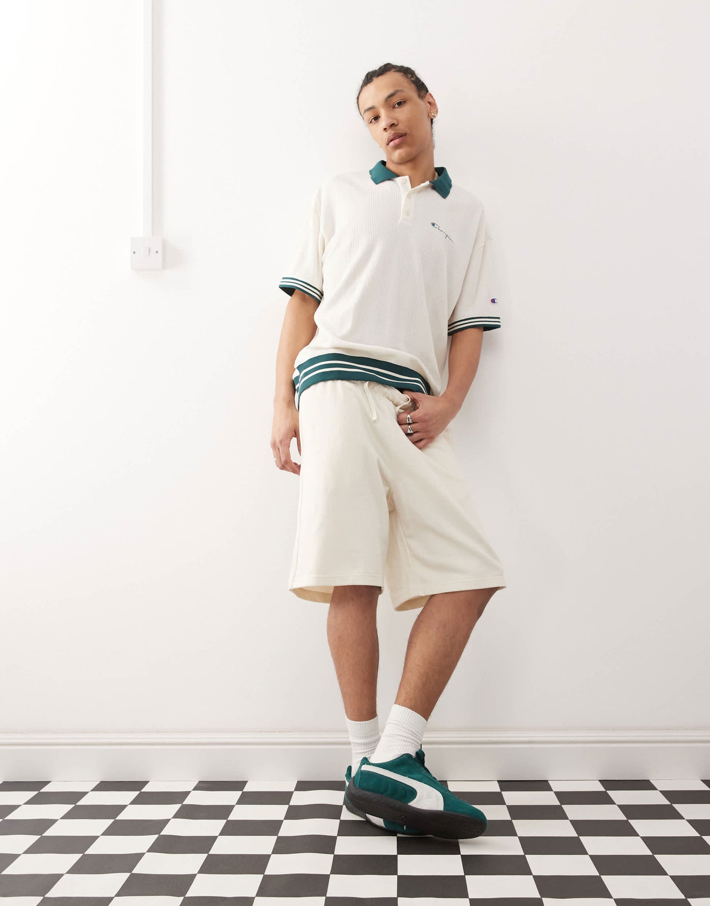 Champion Bermuda long shorts in off white