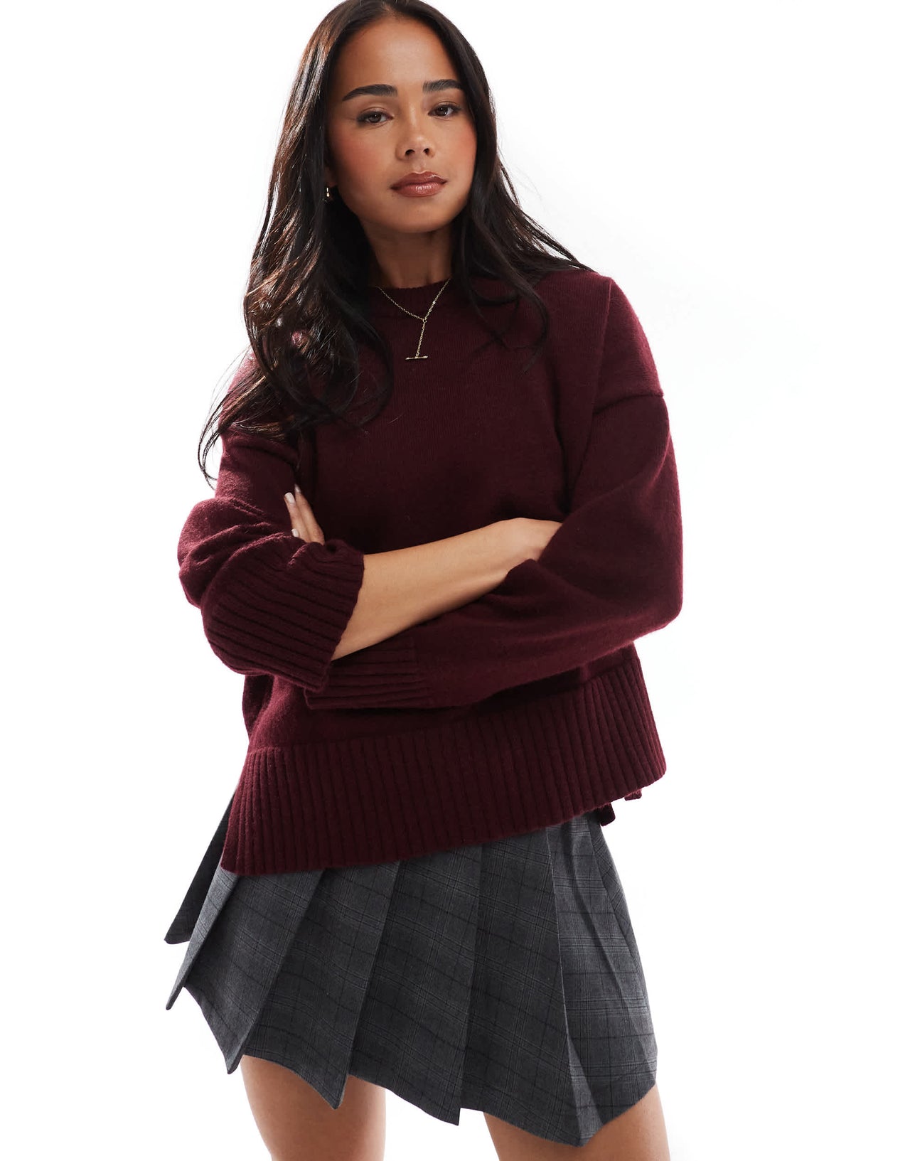 Bershka chunky crew neck jumper in burgundy
