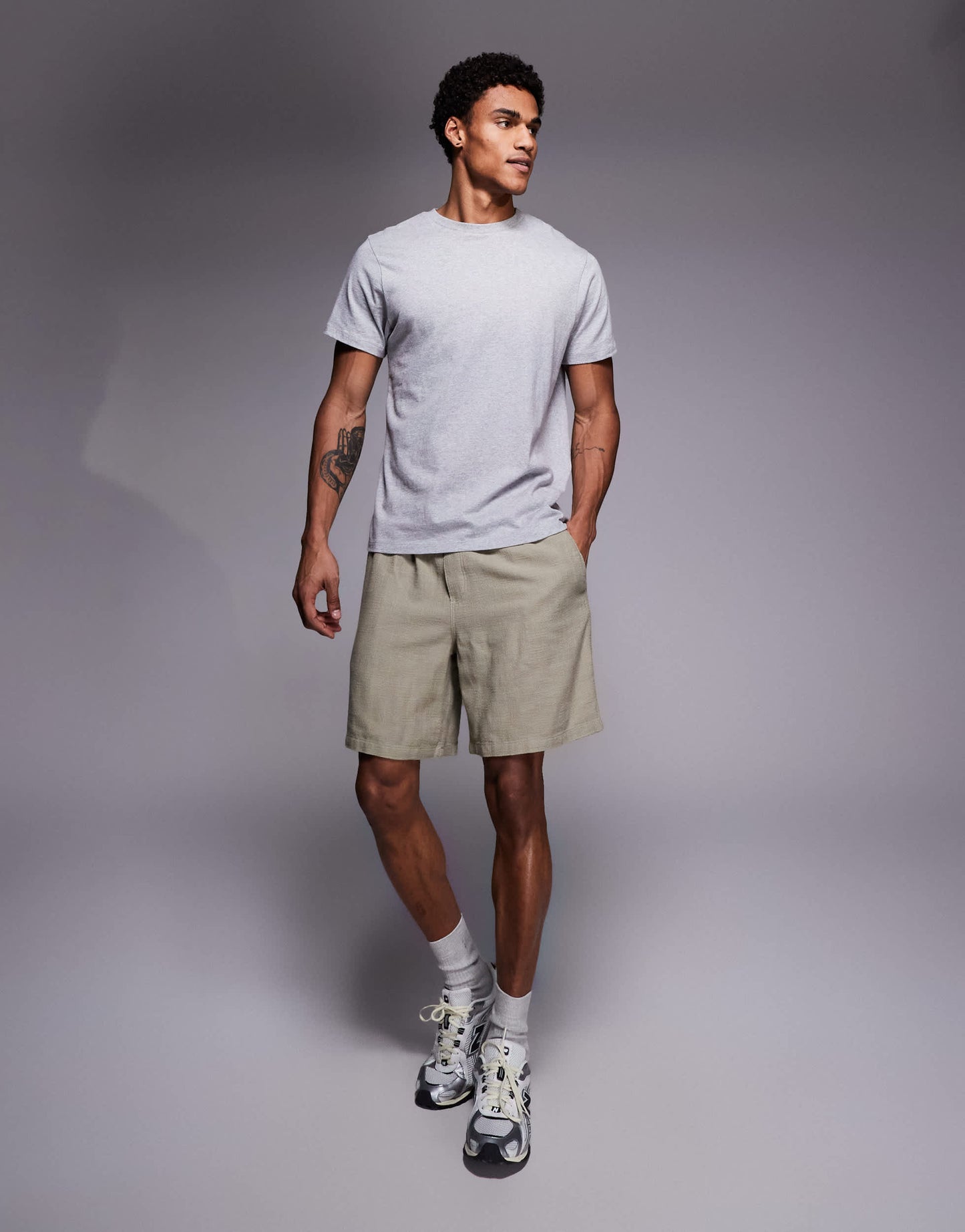 ADPT texture shorts in khaki