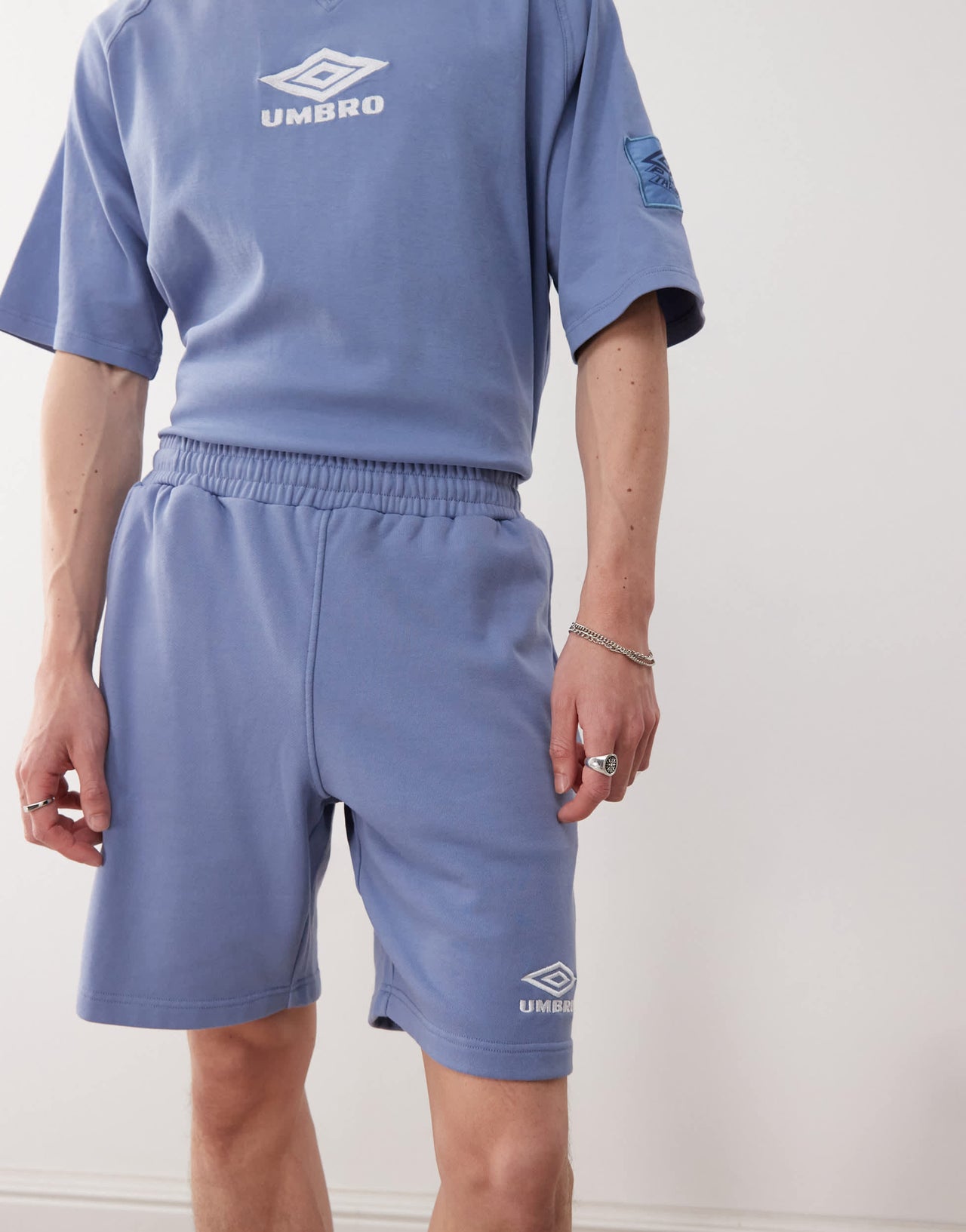 Umbro Drill embroidered logo shorts in blue