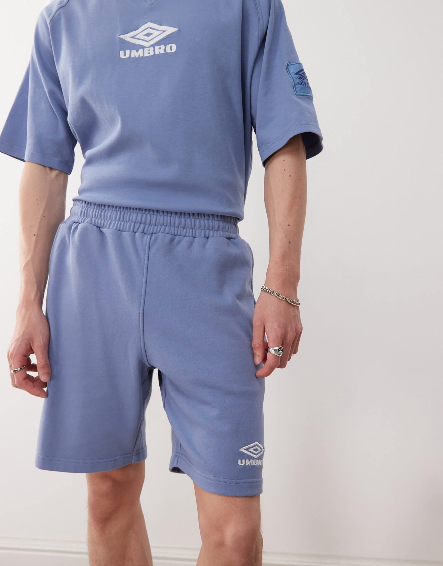 Umbro Drill embroidered logo shorts in blue