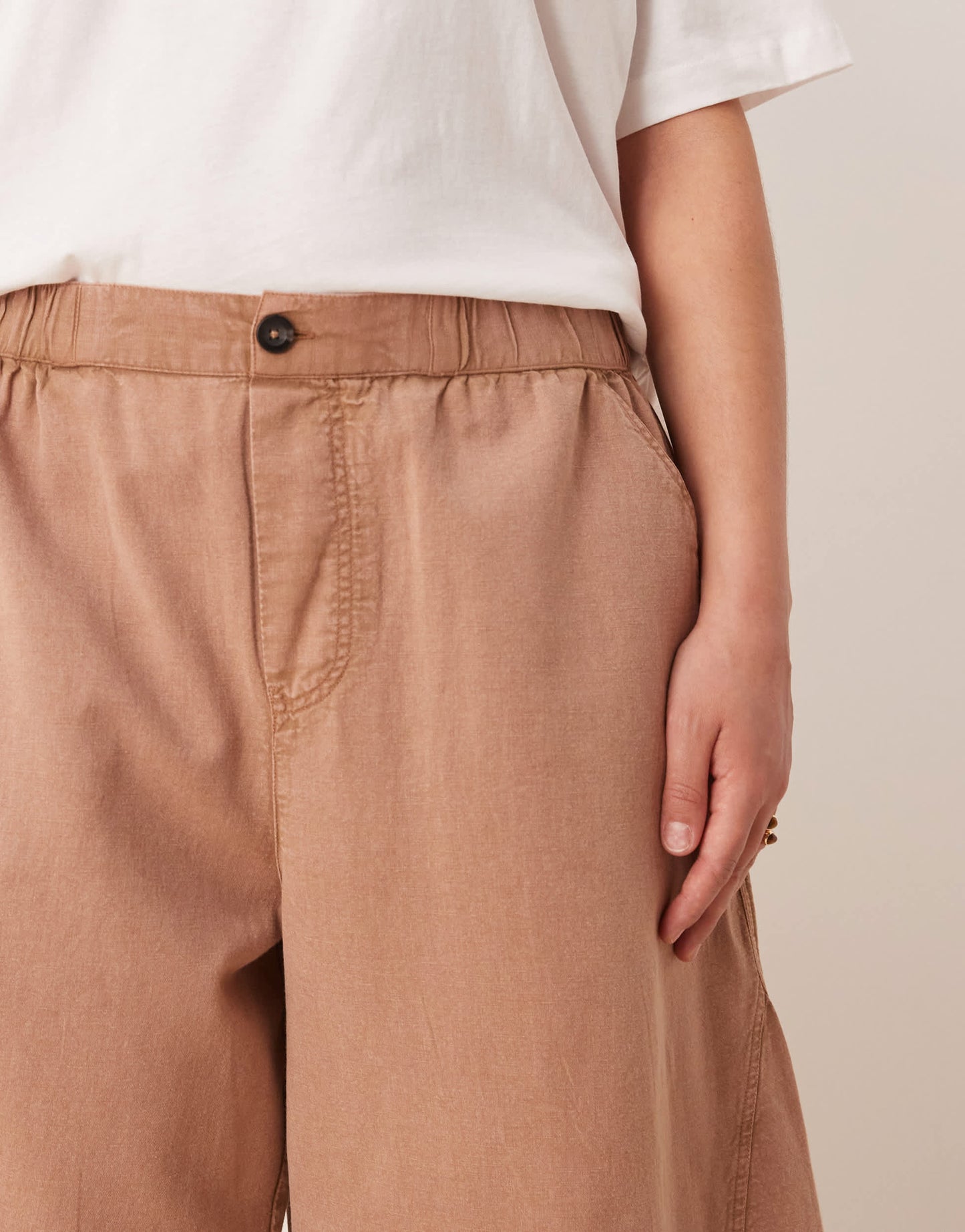 ASOS DESIGN Curve washed linen trousers in mocha