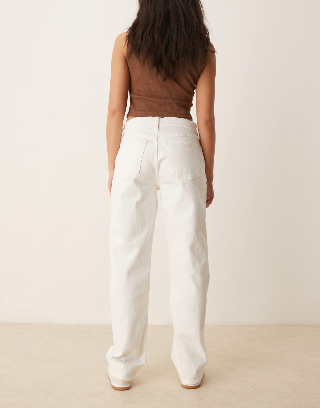 Abercrombie & Fitch Curve low rise 90s relaxed in clean white