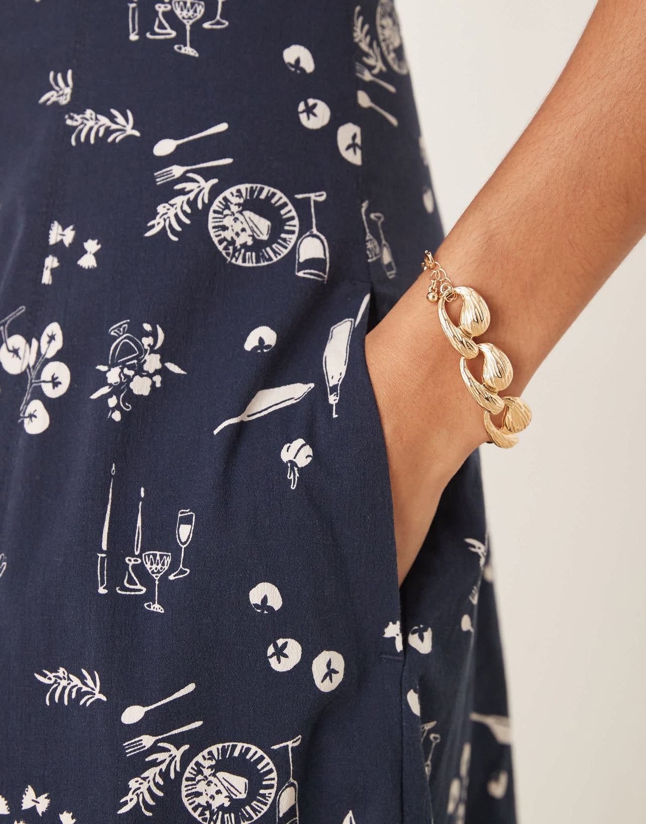 Abercrombie & Fitch strapless flare midi dress in blue floral