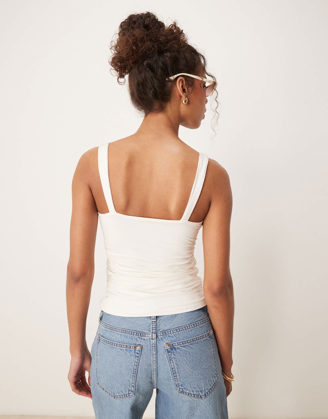 Abercrombie & Fitch sweetheart neckline contrast top in off white
