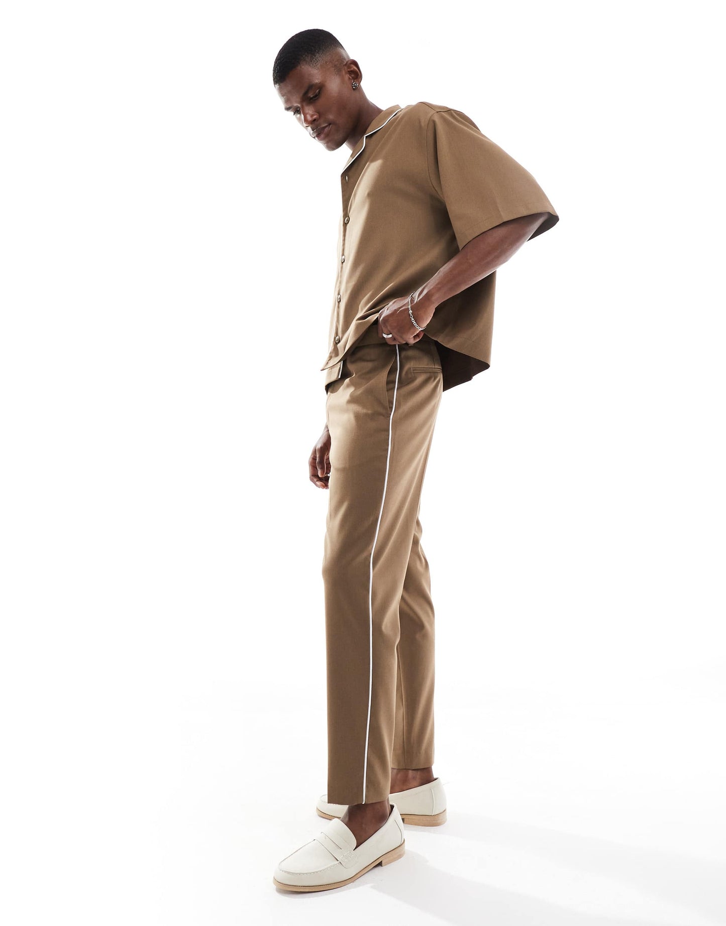 ASOS DESIGN smart tapered trousers with side piping in camel