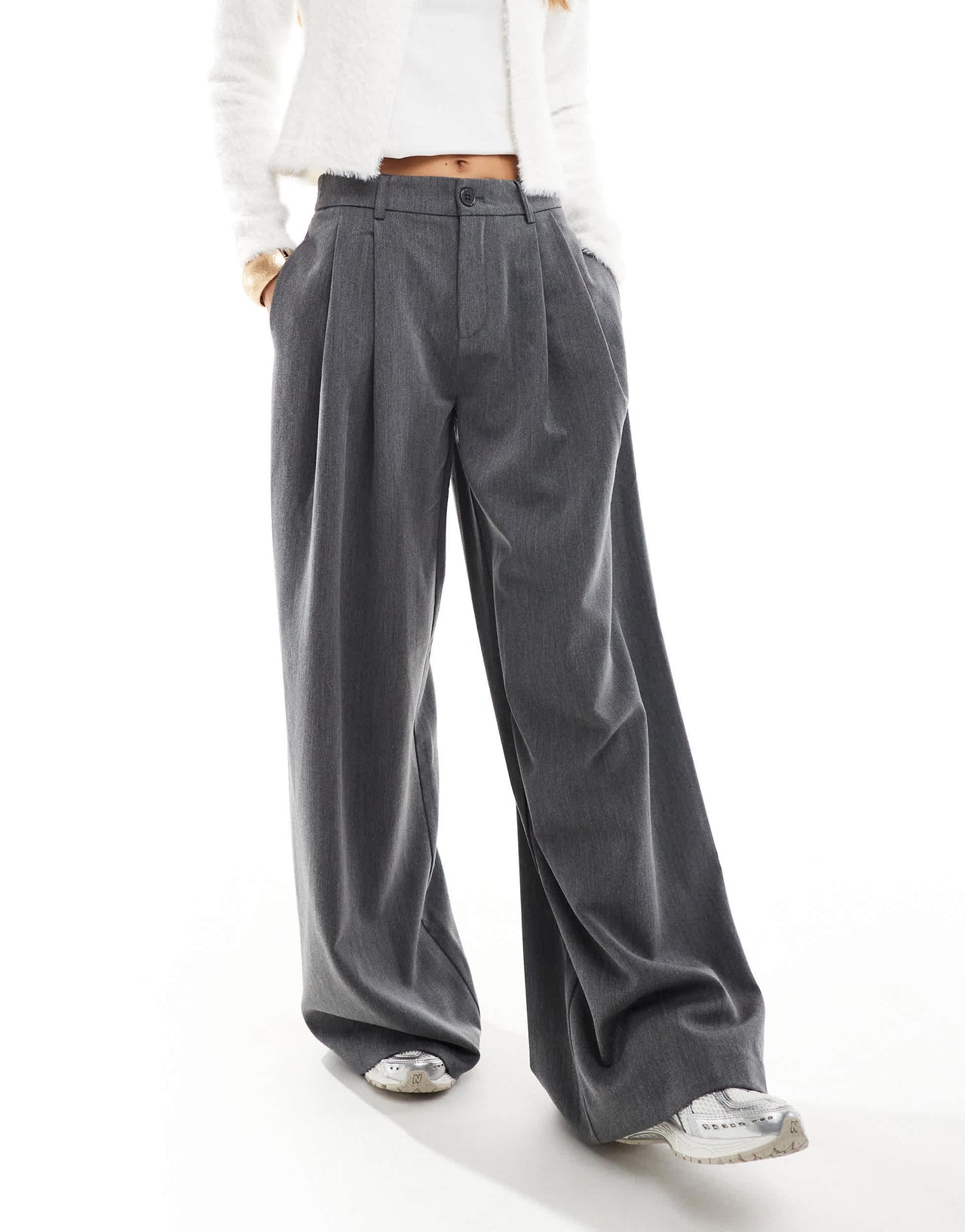 Stradivarius STR tailored pleated wide low waist trouser in grey