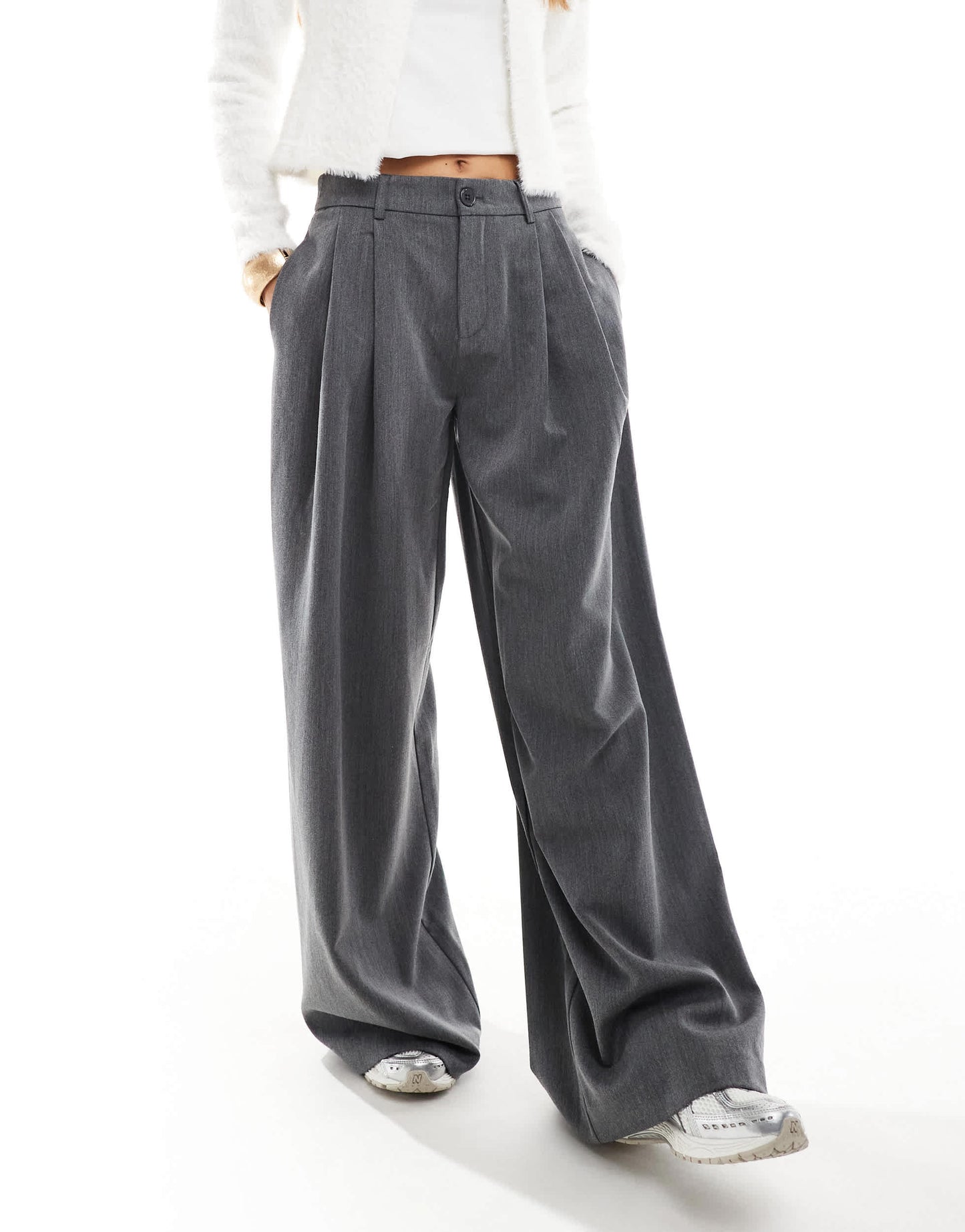 Stradivarius STR tailored pleated wide low waist trouser in grey