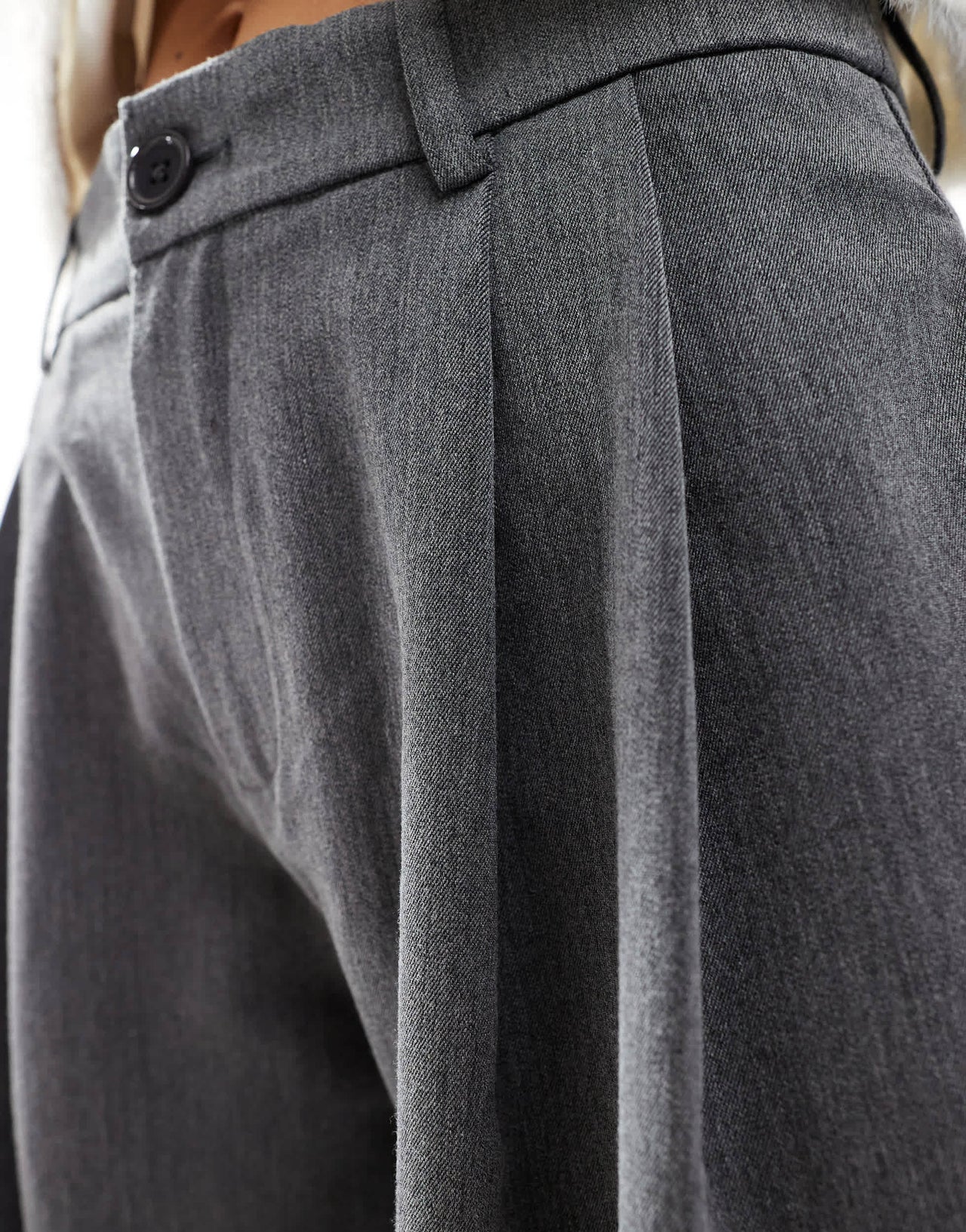 Stradivarius STR tailored pleated wide low waist trouser in grey