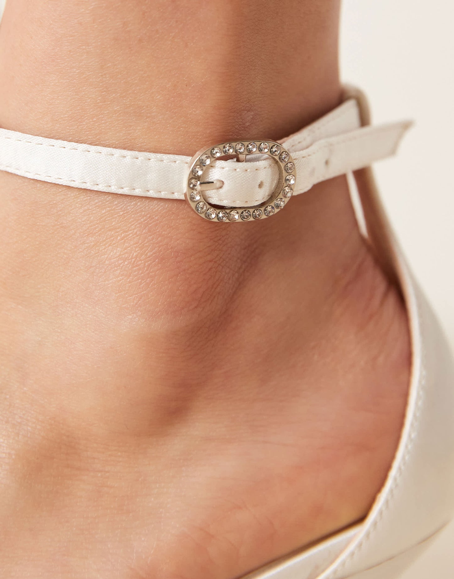 Be Mine Bridal Vennie kitten heeled shoes in ivory