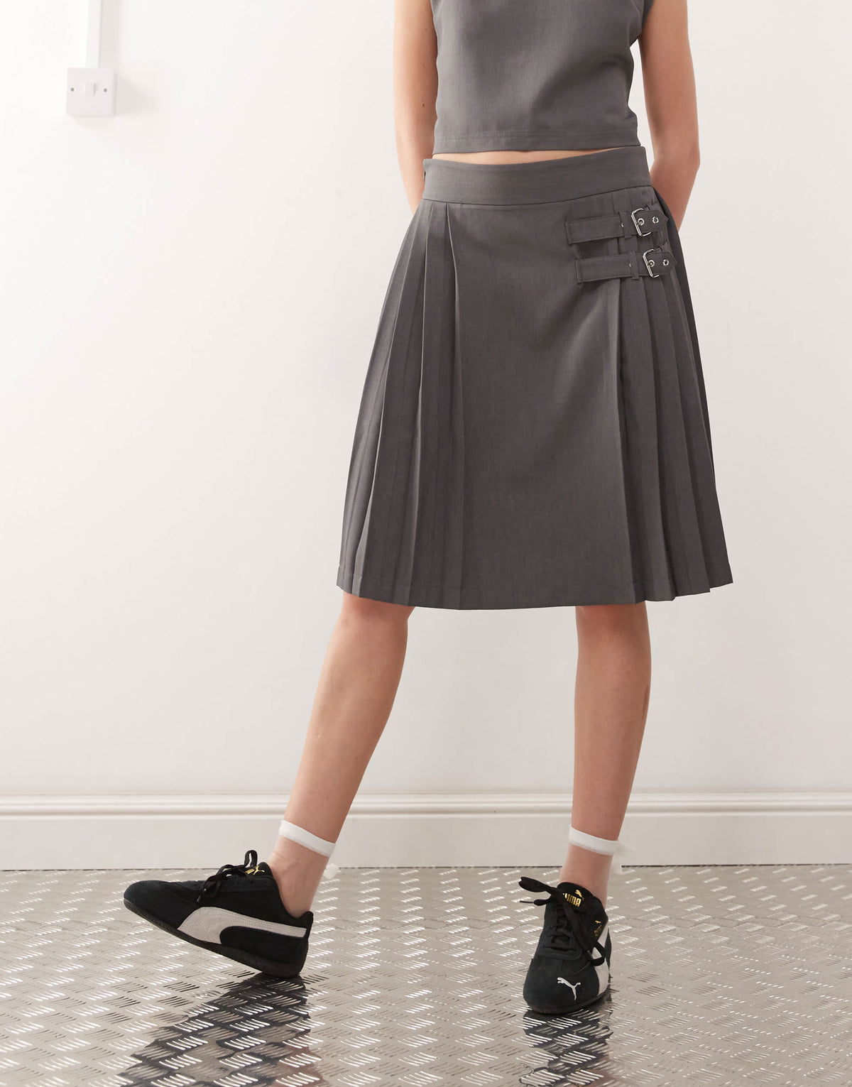 COLLUSION tailored midi kilt co-ord in grey