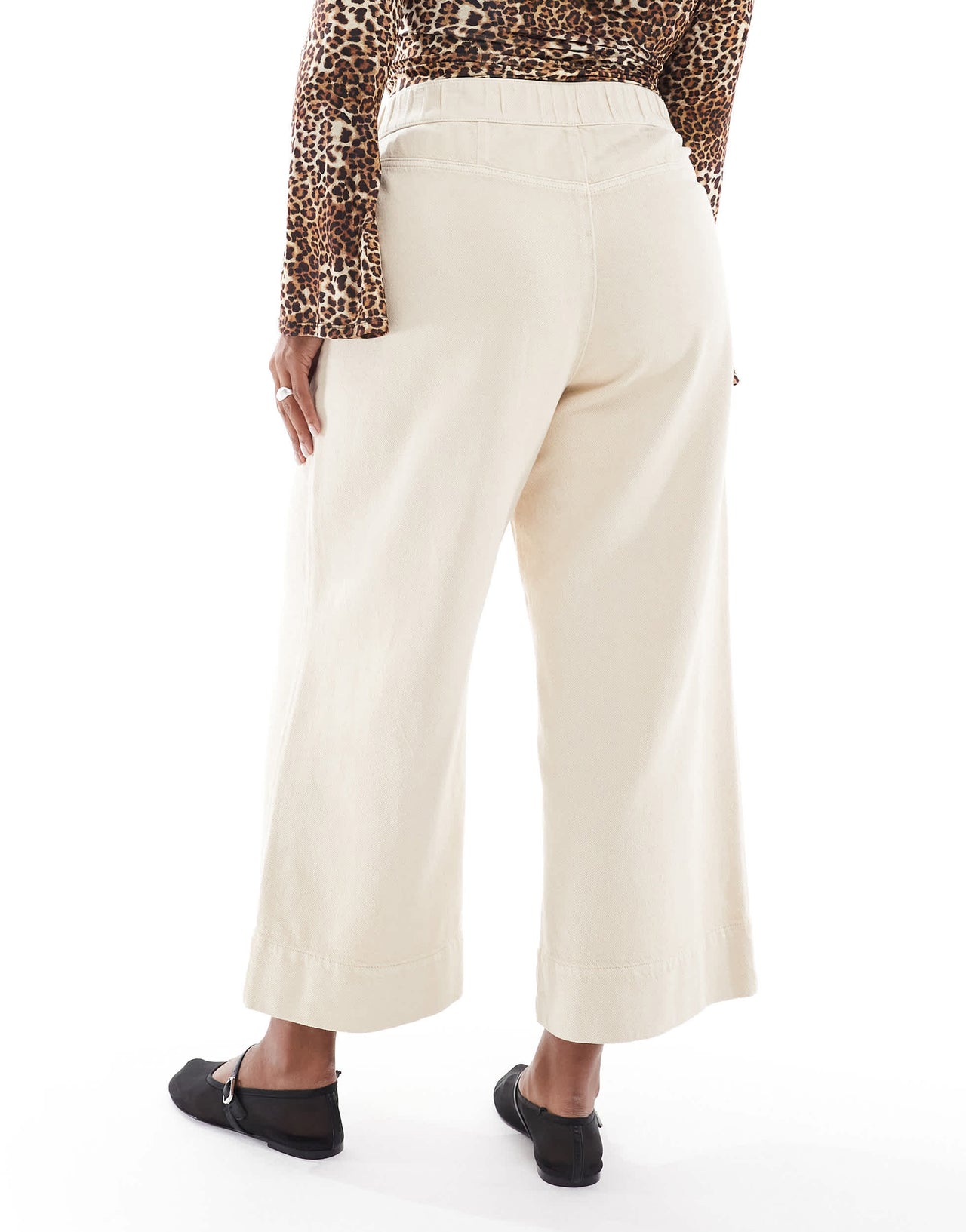 ASOS DESIGN Curve cropped wide leg trousers in sand