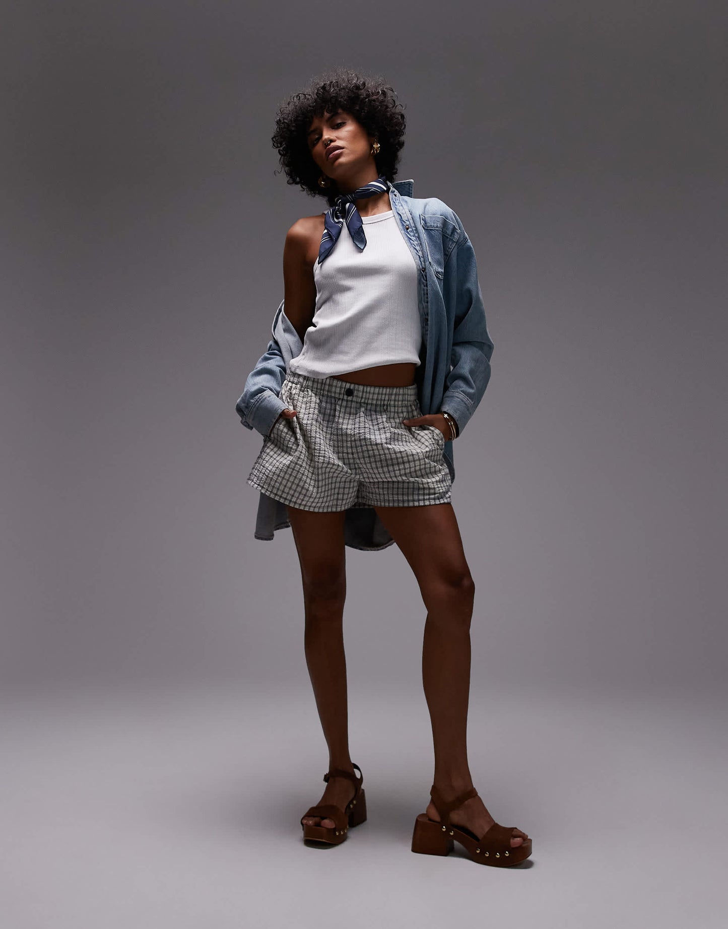 Topshop pull on crinkle textured boxer short in mono check