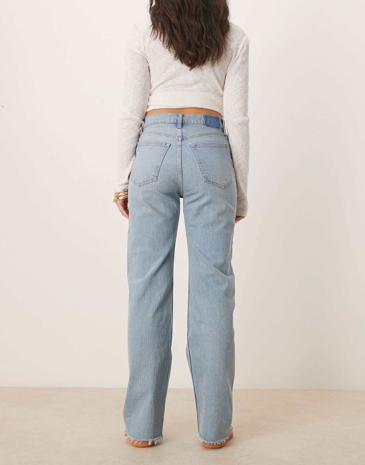 Abercrombie & Fitch high rise 90's fit relaxed jean in distressed wash