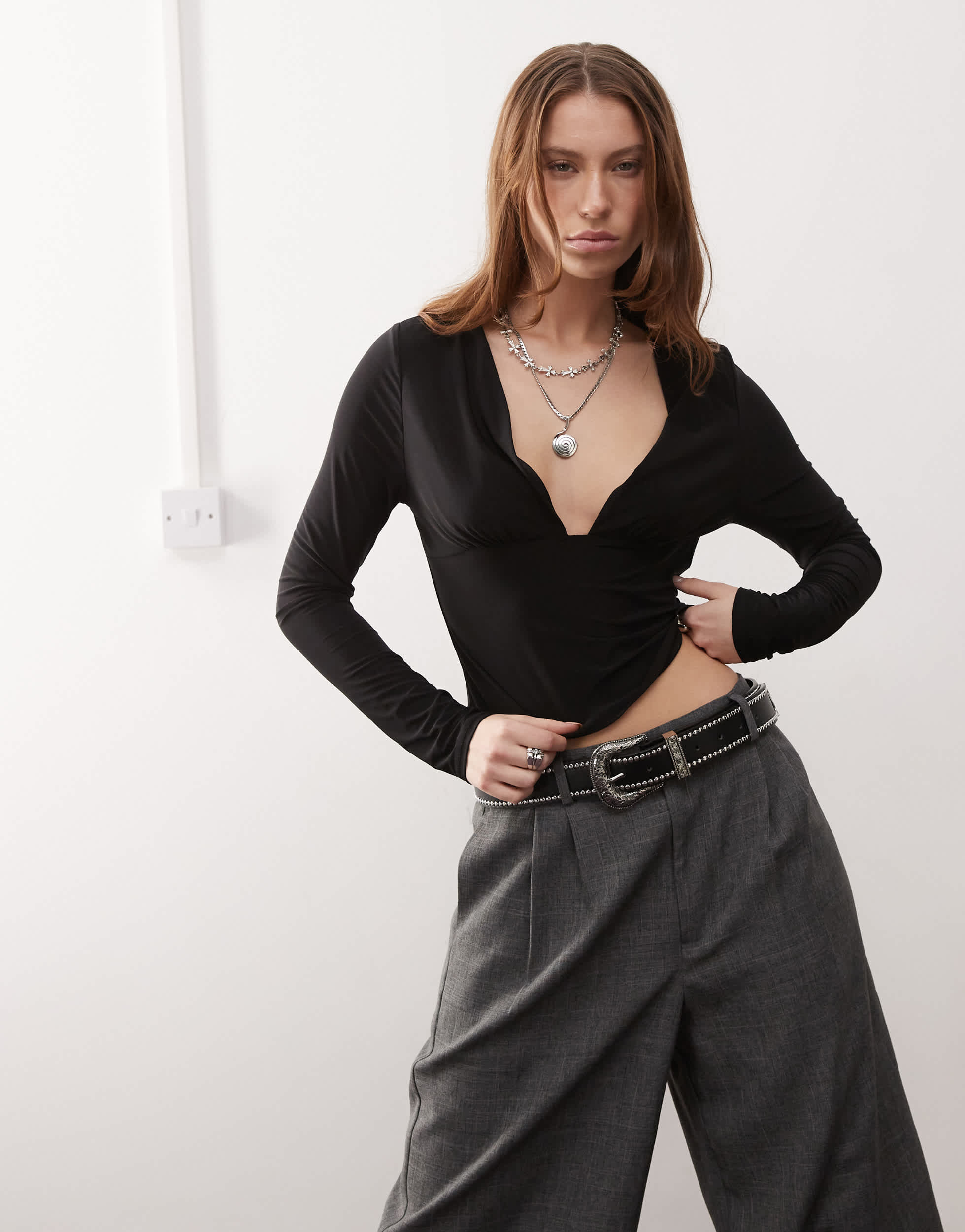 COLLUSION deep v long sleeve second skin top black