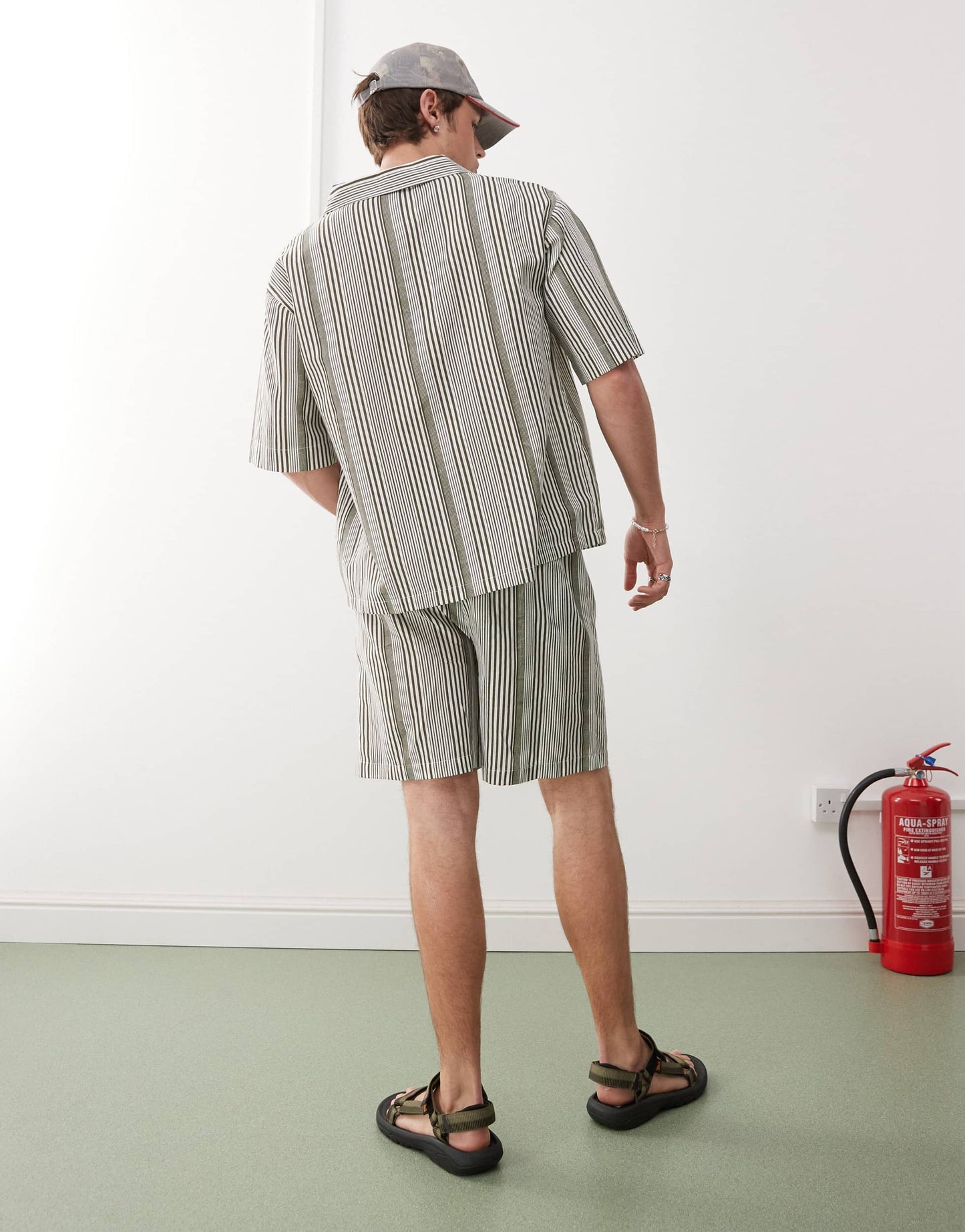 COLLUSION textured woven short in cream stripe