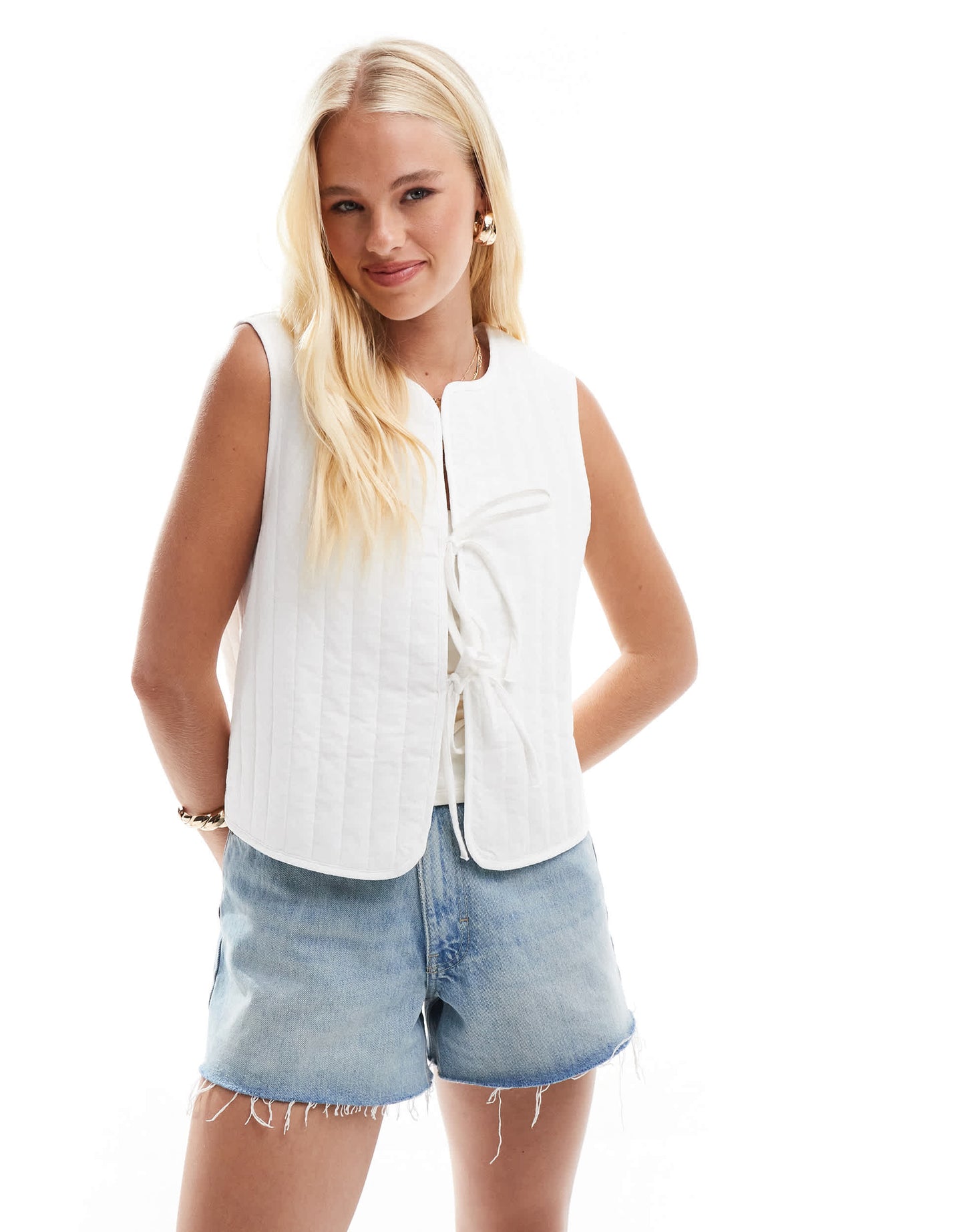 Pieces lightweight quilted tie front summer gilet in cloud white