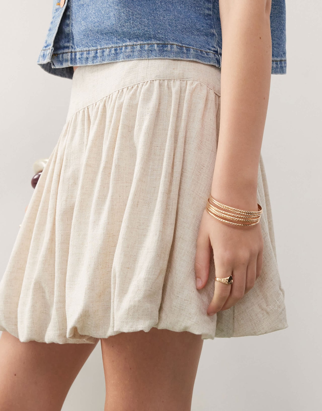 Reclaimed Vintage puffball mini skirt with dropped waist in linen look fabric