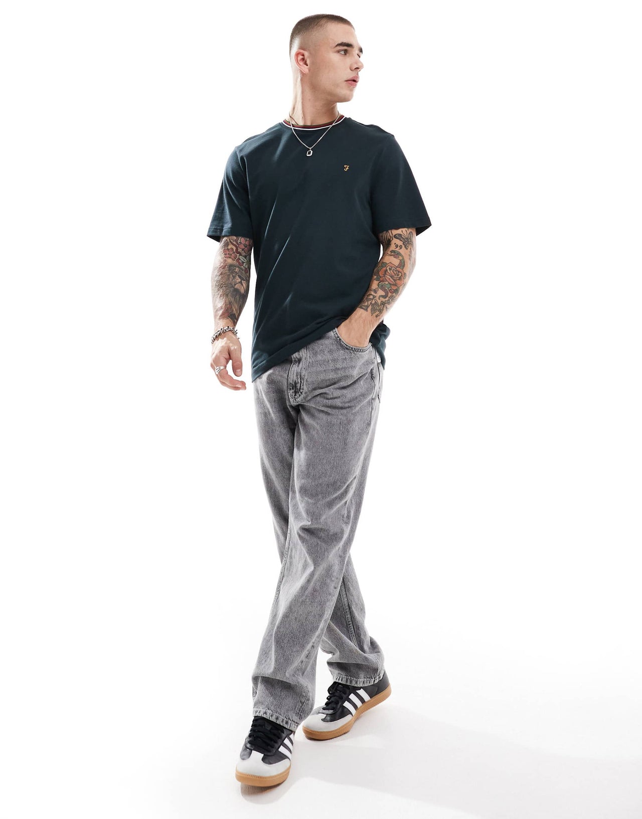 Farah alvin t-shirt in navy with collar tipping