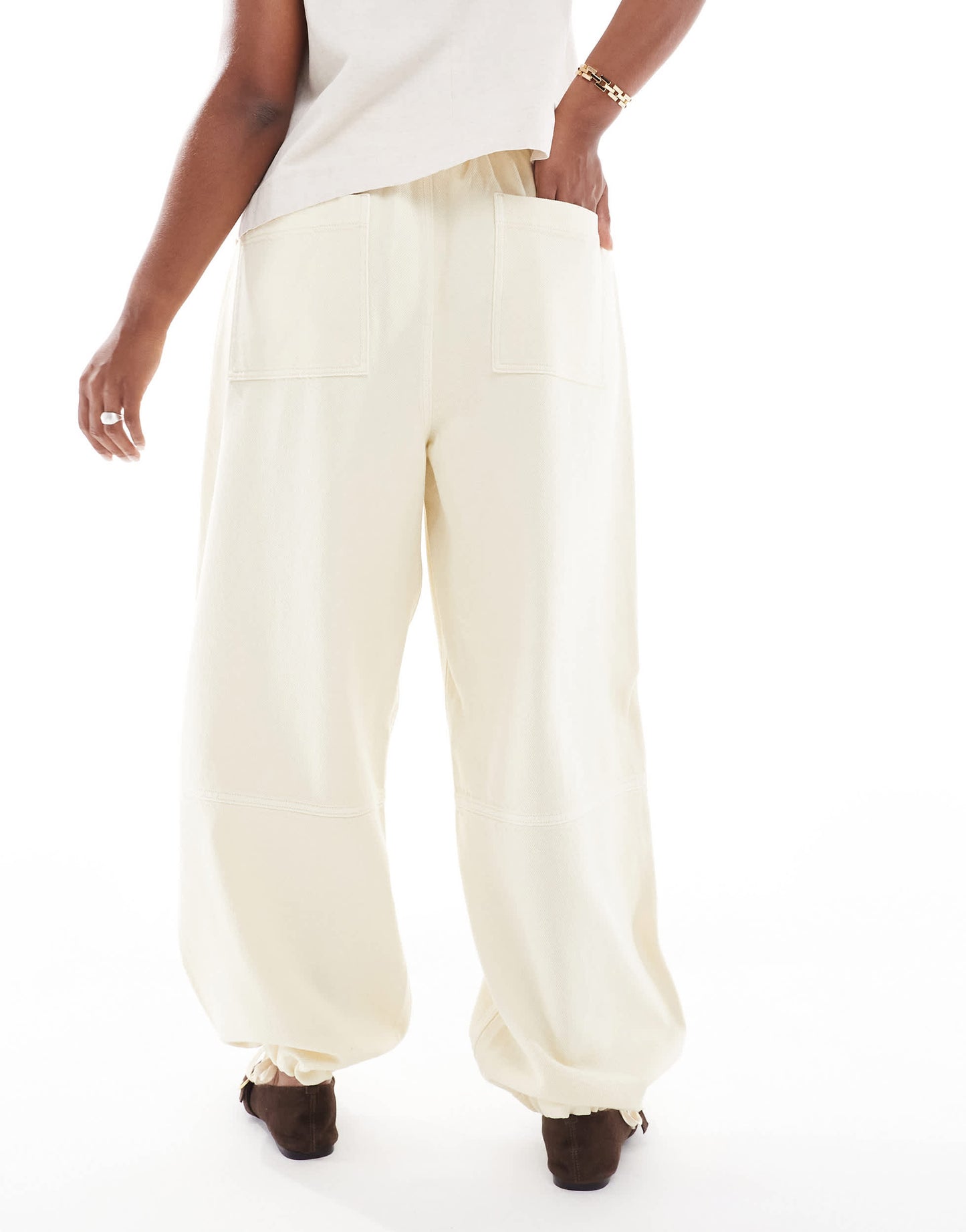 ASOS DESIGN Curve seamed pull on trousers in buttermilk
