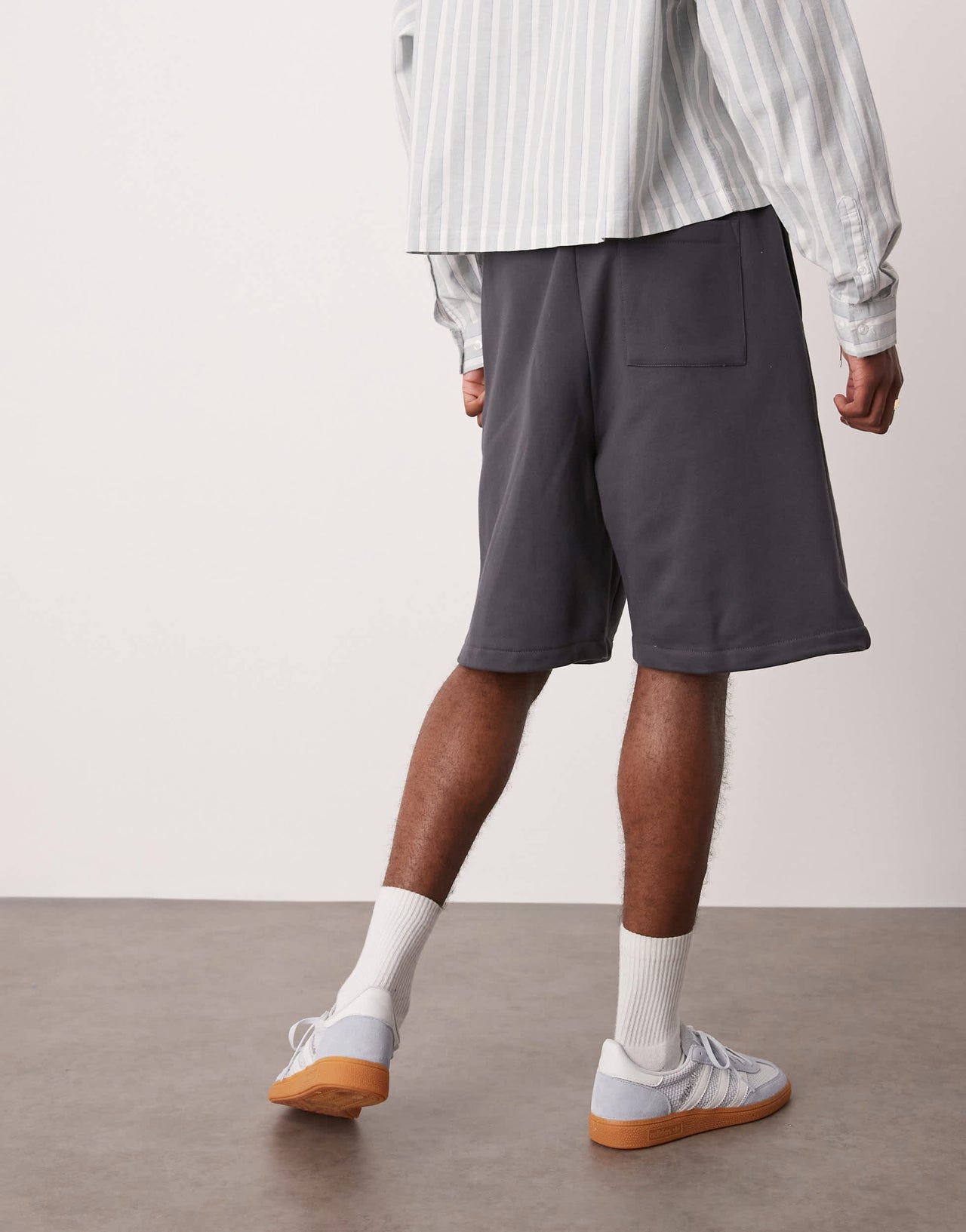 ASOS DESIGN heavyweight oversized shorts 400gsm in charcoal - CHARCOAL - CHARCOAL