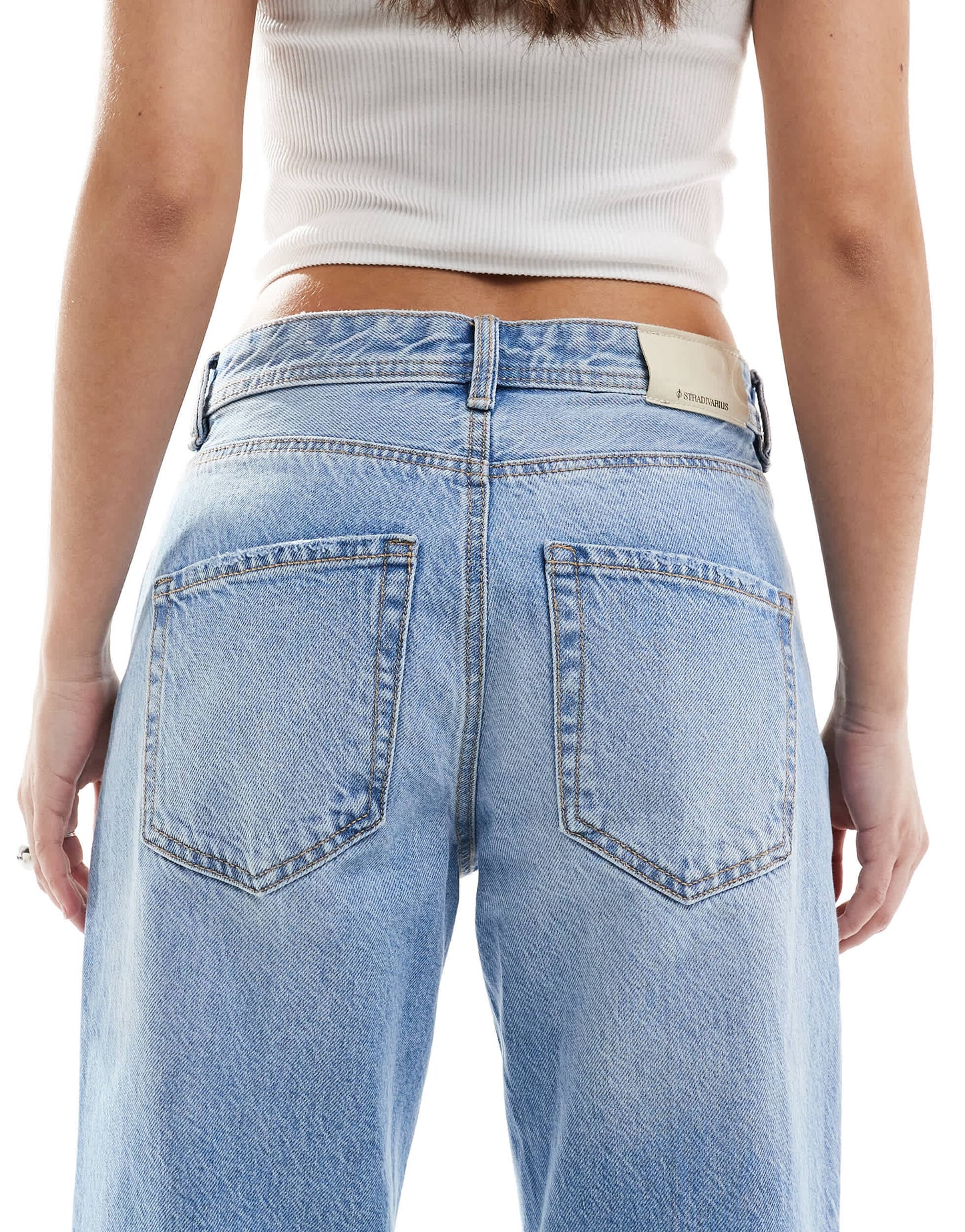 Stradivarius D96 straight cropped jean in mid wash