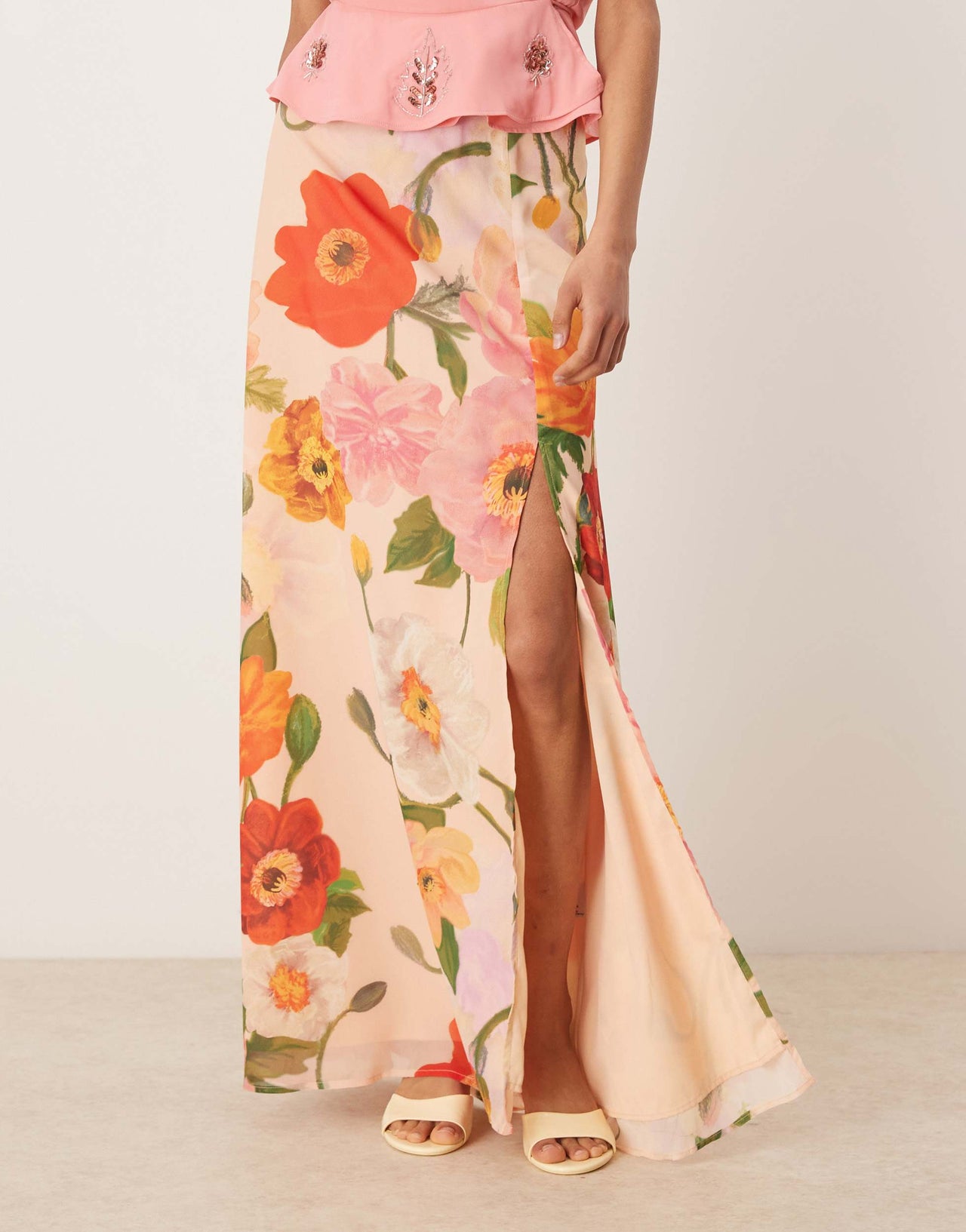 Hope & Ivy high waisted thigh split maxi skirt co-ord in pink multi