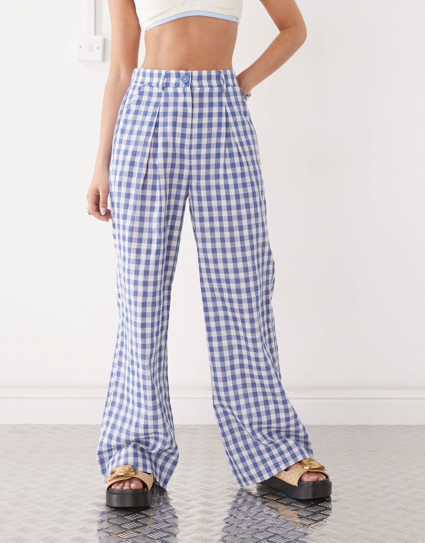 Reclaimed Vintage baggy tailored linen look trouser in blue check
