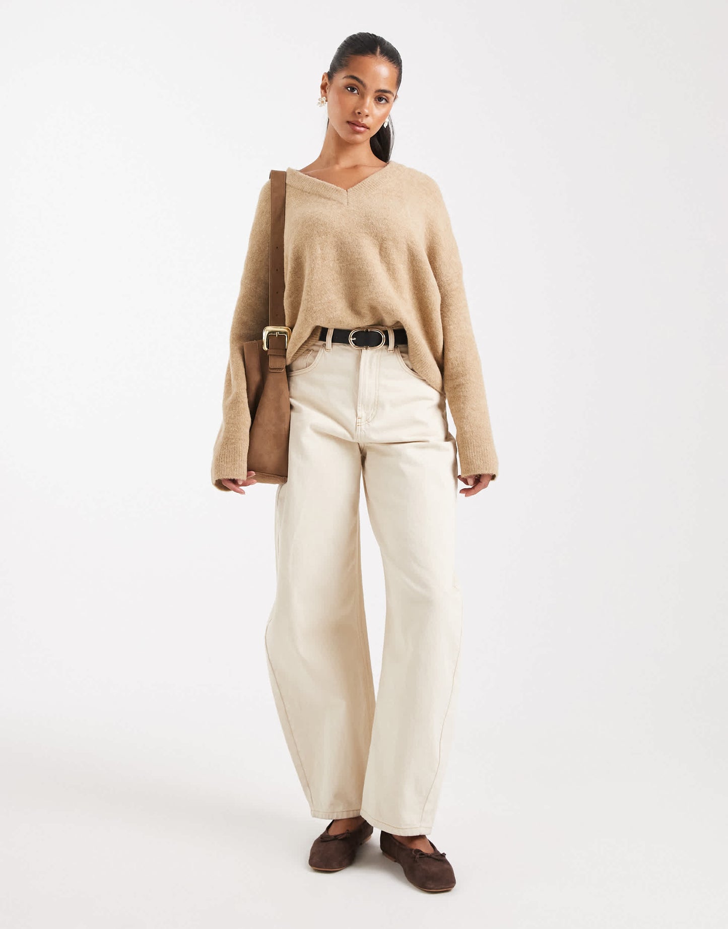 ASOS DESIGN knitted boxy v neck jumper in rye
